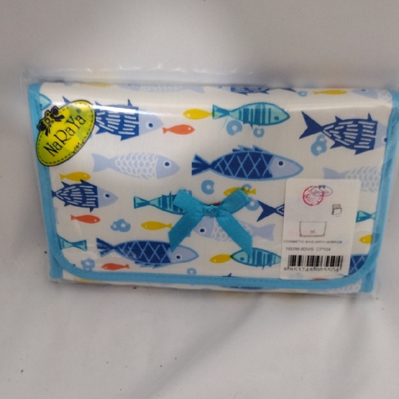 NWT NaRaYa Blue Fish Cosmetic Bag With Mirror - Picture 1 of 6
